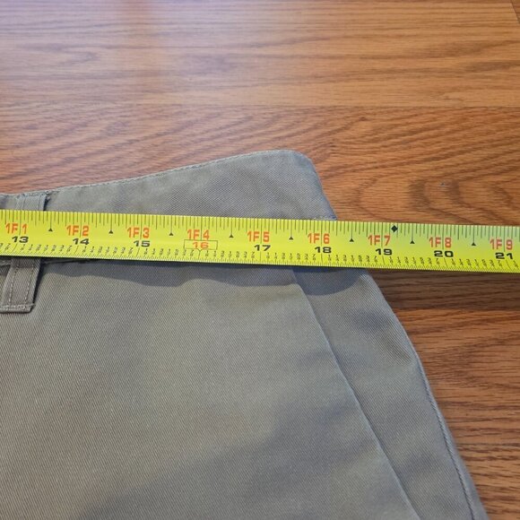 Vintage Volcom Shorts Men’s 36x10” Skater Y2K Grunge Baggy Beige Khakis - Picture 7 of 14